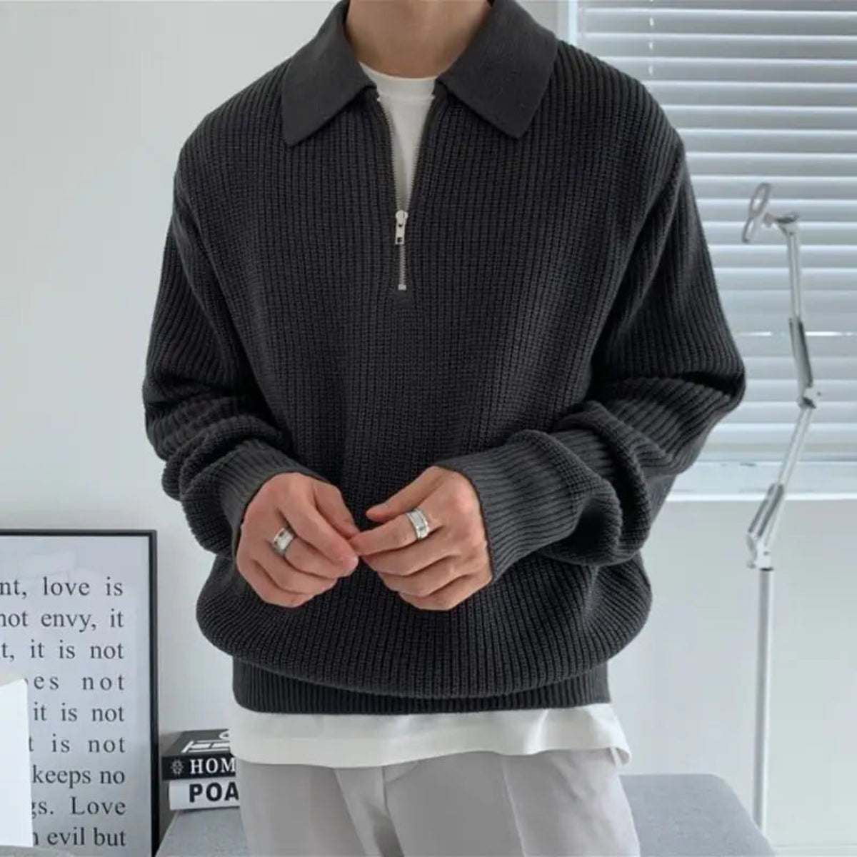 TF ~ QUARTER ZIPPER KNITTED SWEATER